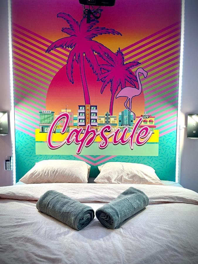 Capsule Miami Vice - Jacuzzi - Billard - Ecran Cinema & Netflix - Ping-Pong - Nintendo & Jeux- 리에뱅 외부 사진