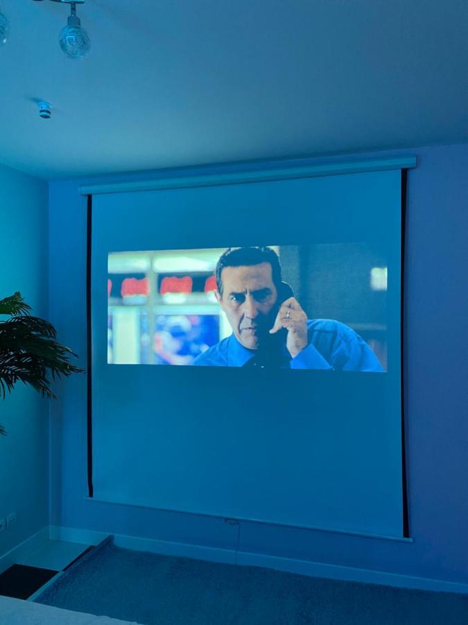 Capsule Miami Vice - Jacuzzi - Billard - Ecran Cinema & Netflix - Ping-Pong - Nintendo & Jeux- 리에뱅 외부 사진
